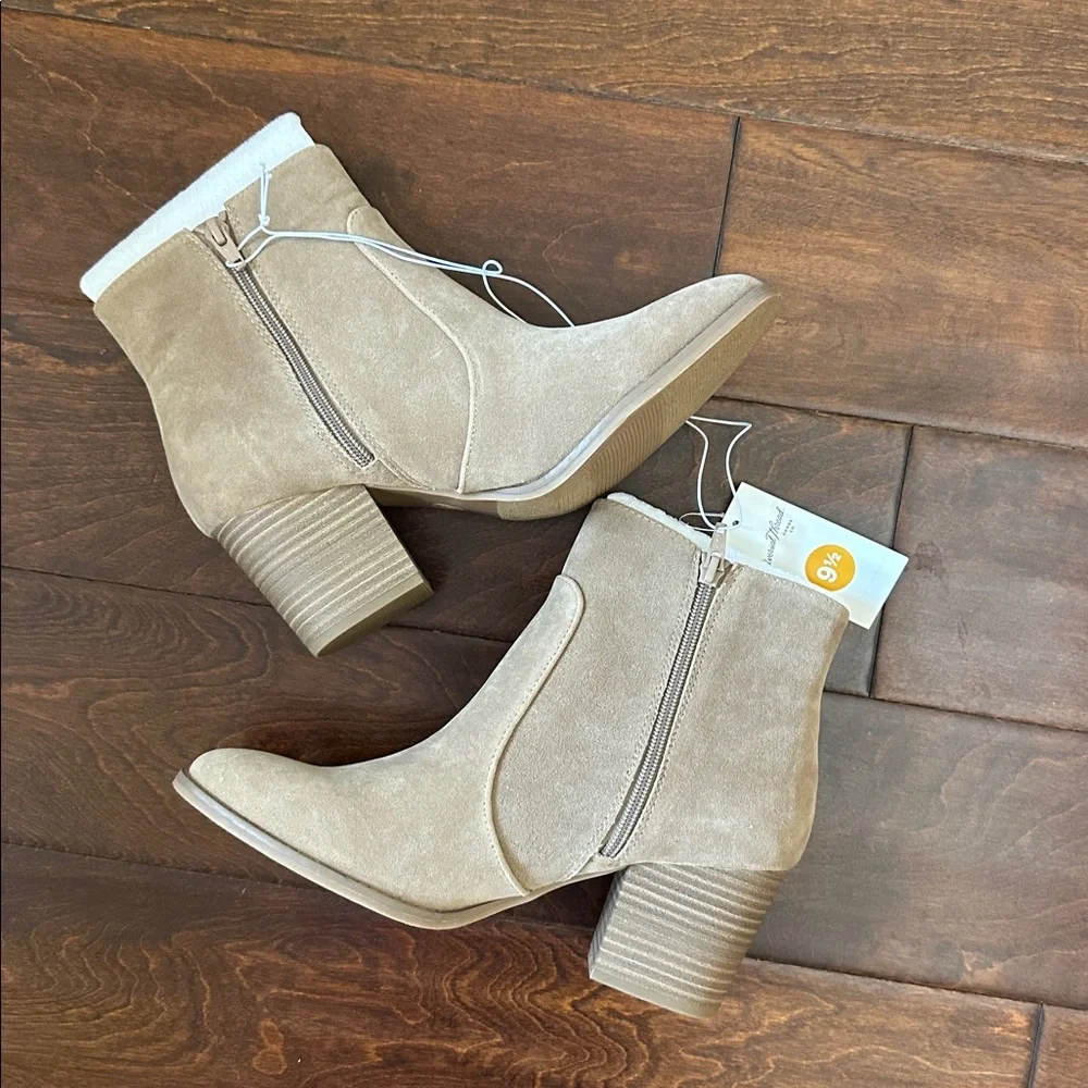 Universal Thread Taupe Ankle Boots size 9 NWT - Picture 4 of 5